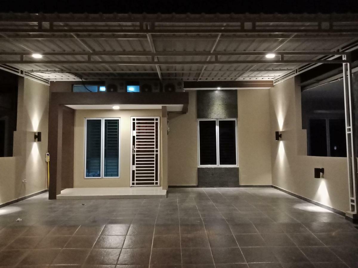 Sleeprest @ Golden Prima Hotel Batam Exterior photo